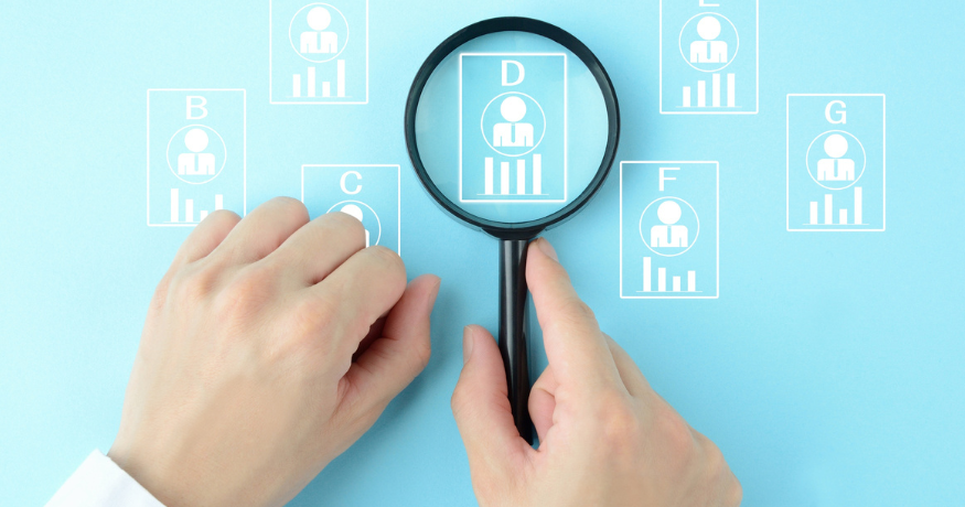 hr_admin_services_0019_Layer 3 woman viewing hr compliance checklist with team in background