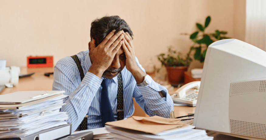 hr_admin_services_0019_Layer 3 woman viewing hr compliance checklist with team in background