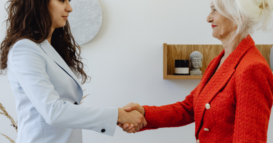 hr_admin_services_0019_Layer 3 woman viewing hr compliance checklist with team in background