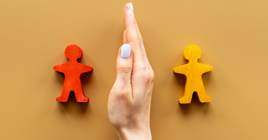 hr_admin_services_0019_Layer 3 woman viewing hr compliance checklist with team in background